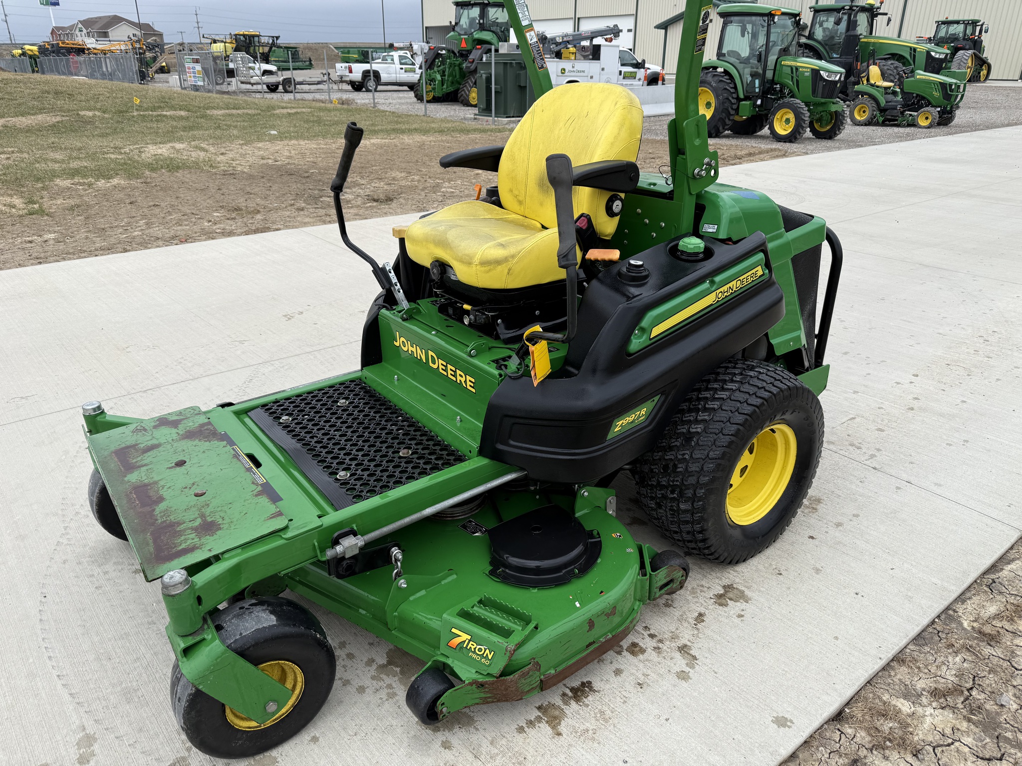 2017 John Deere Z997R Image 3