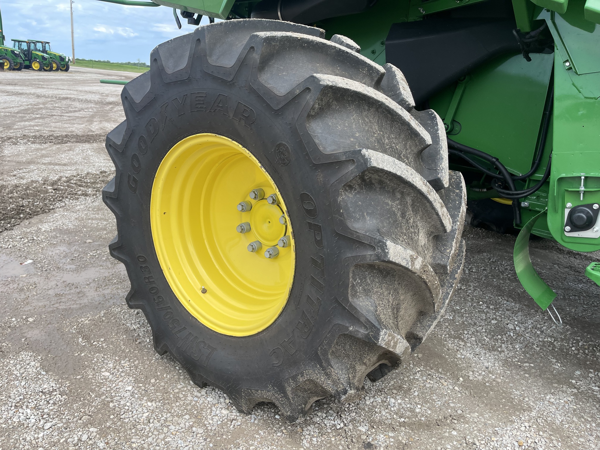  2022 John Deere S790 at Heritage Tractor in Brimfield, IL