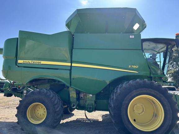 2019 John Deere S780 (3rd thumbnail)