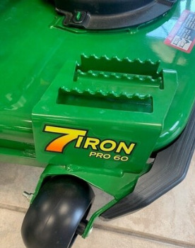 2026 John Deere Z950M Image 4