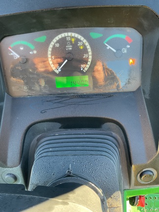 2016 John Deere 5075E Photo 5