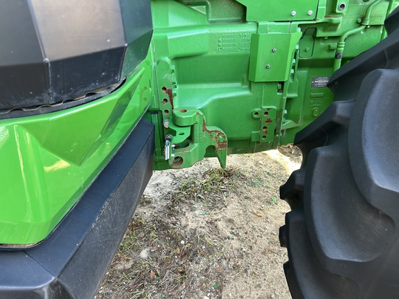 2022 John Deere 8R 310 Photo 4