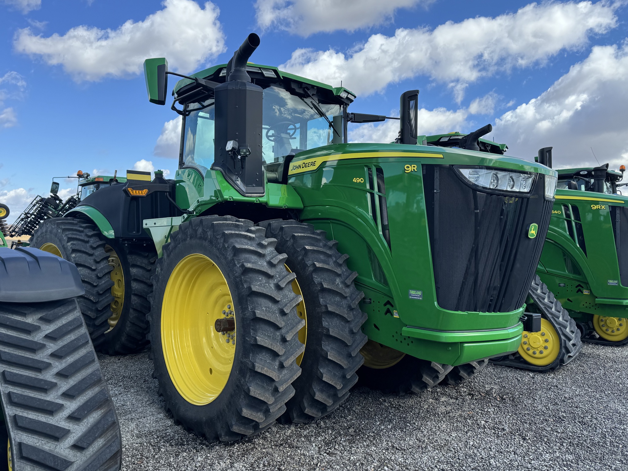 2024 John Deere 9R 490 Image 2