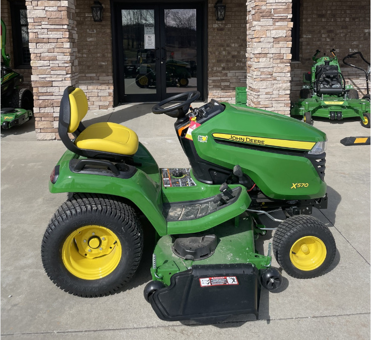 2025 John Deere X570 Image 1