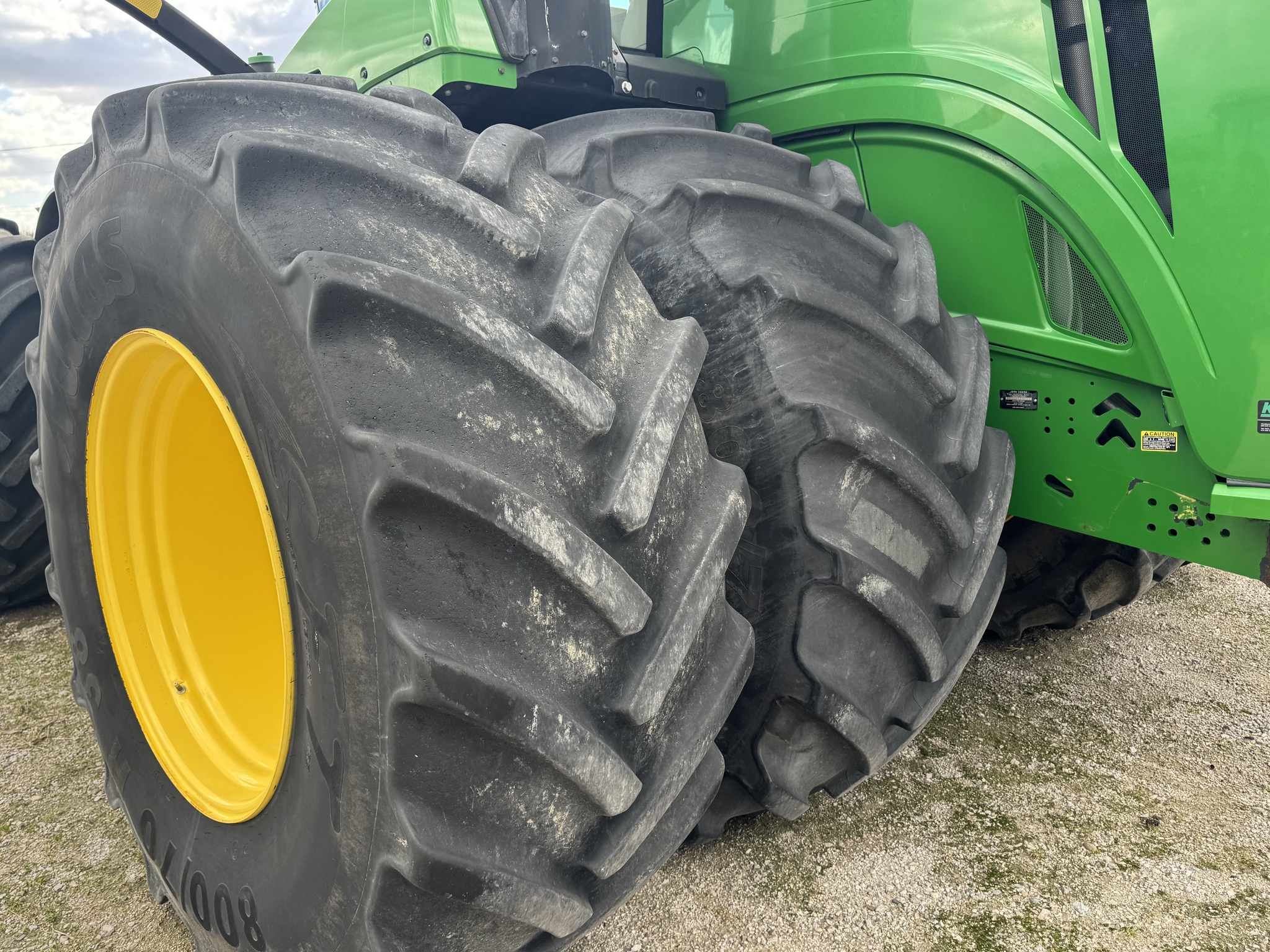 2021 John Deere 9520R Image 6