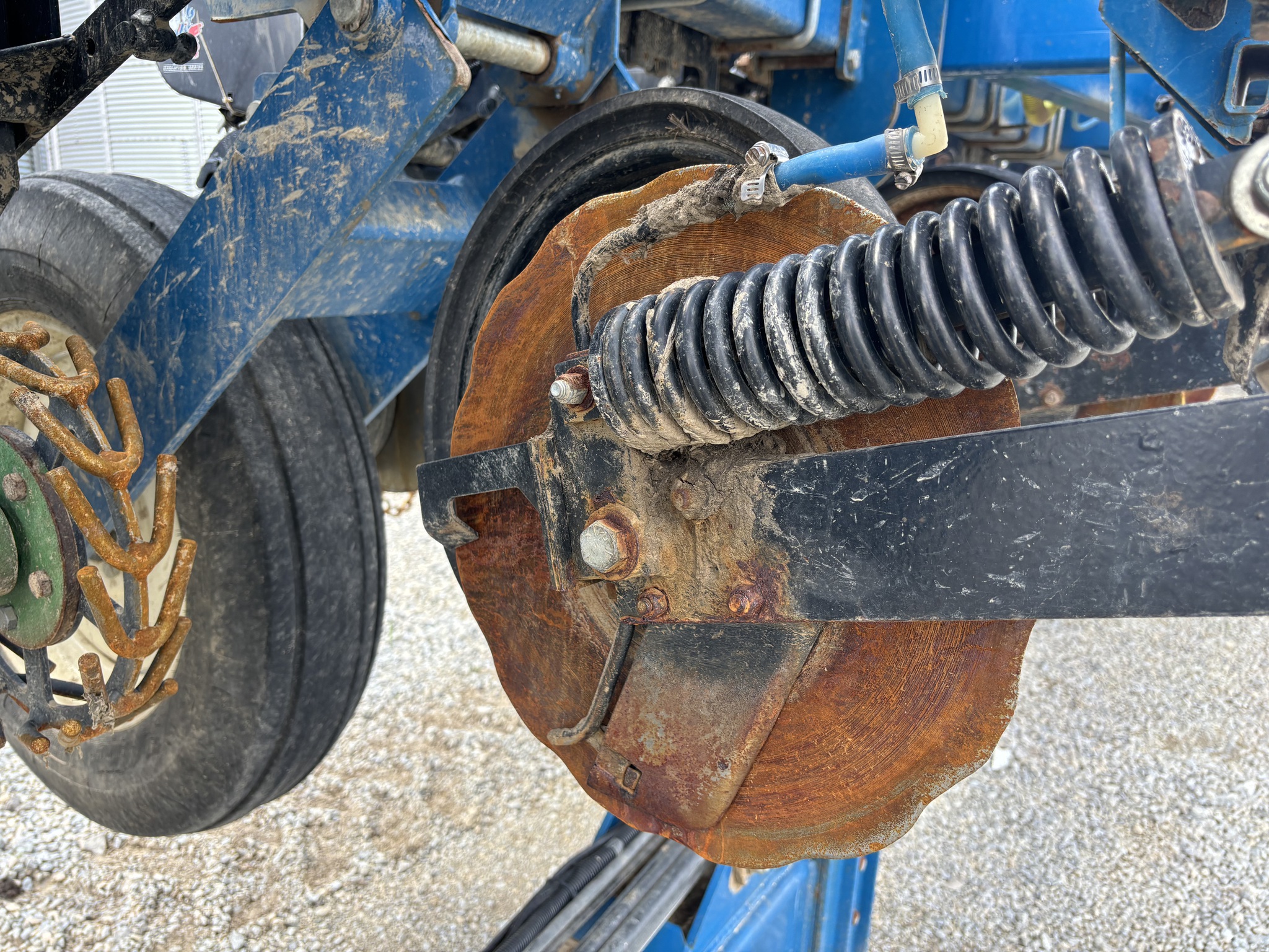 2012 Kinze 3600 Image 13