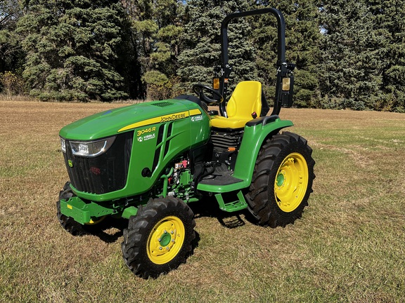 2024 John Deere 3046R - Photo7