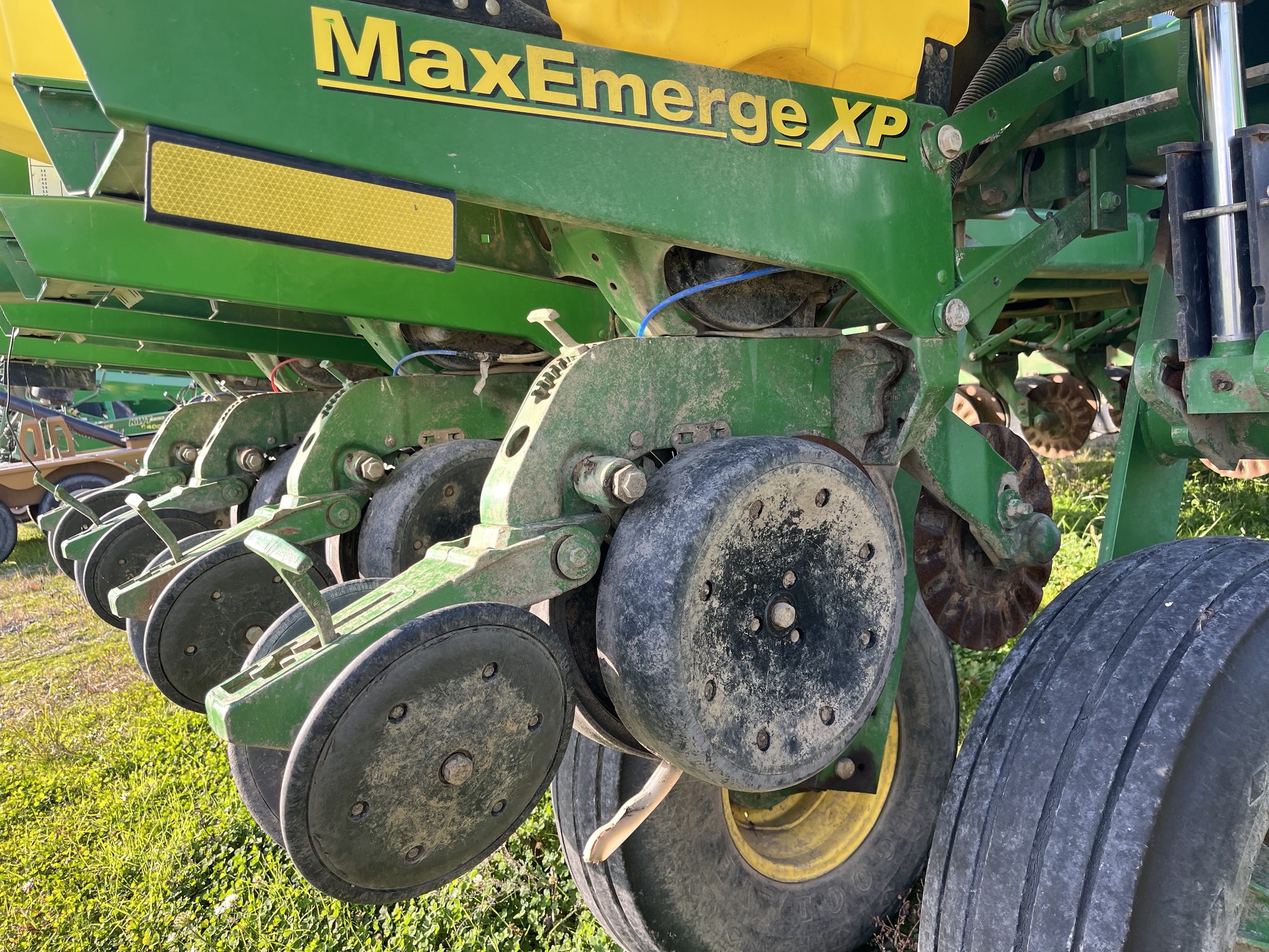 2008 John Deere 1770NT Image 3