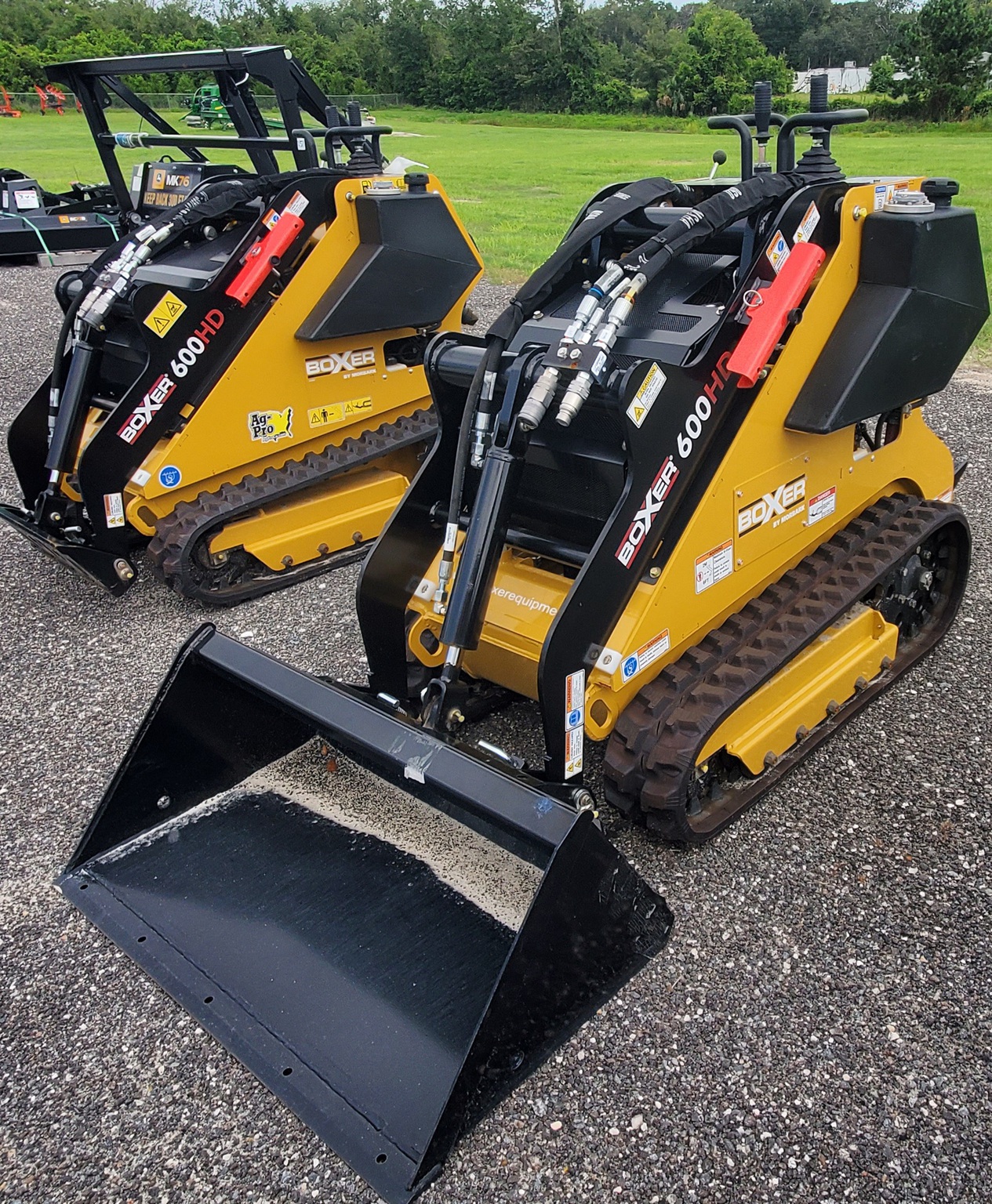 2023 John Deere 600HD Image 4