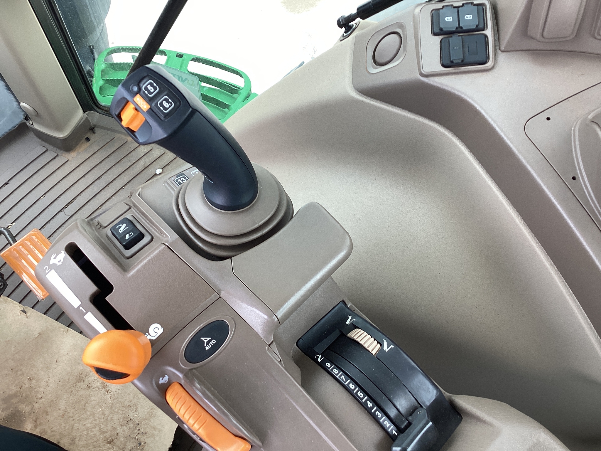 2023 John Deere 6140M Image 18