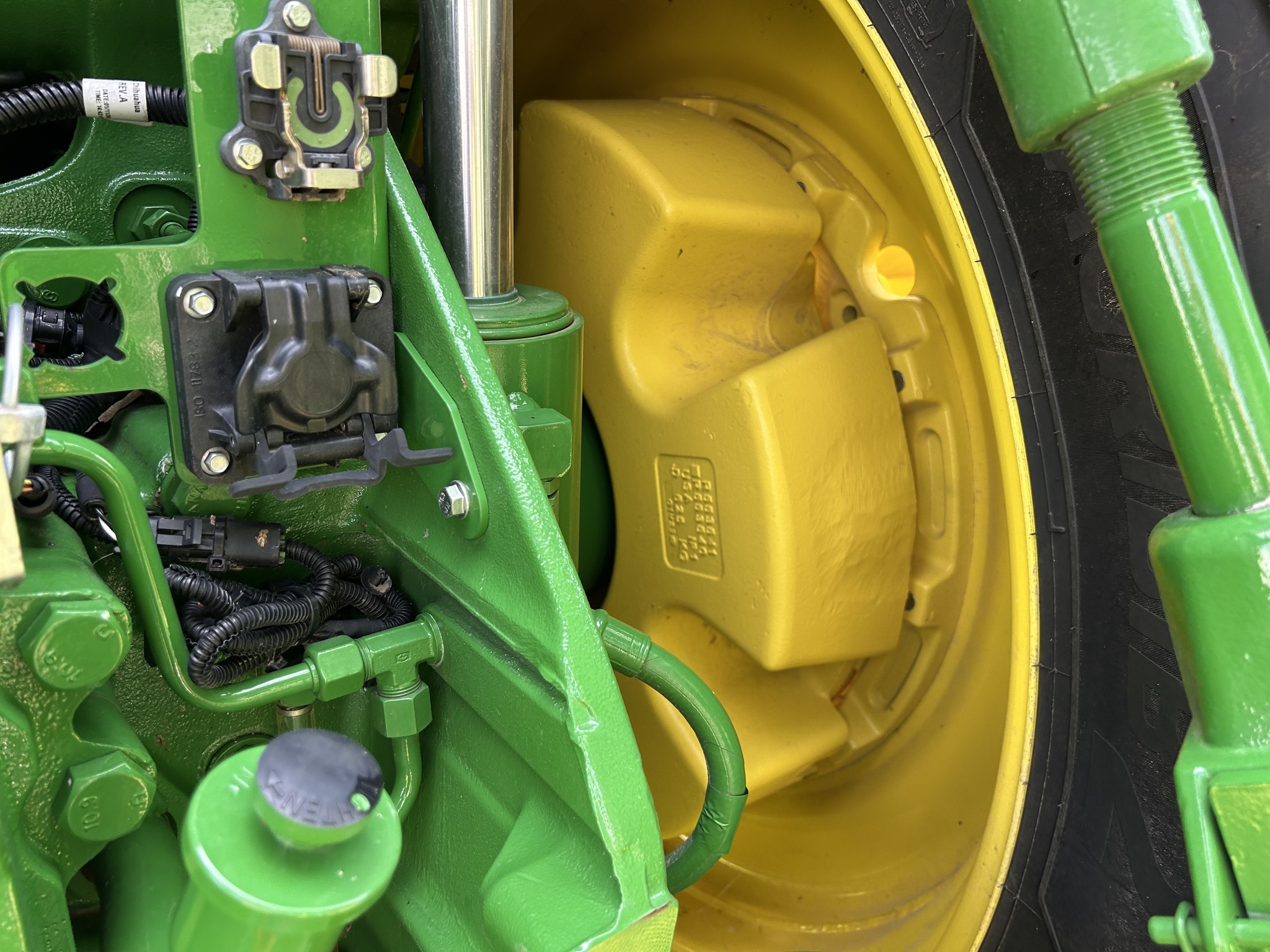  2024 John Deere 8R 340 at Heritage Tractor in Lacon, IL