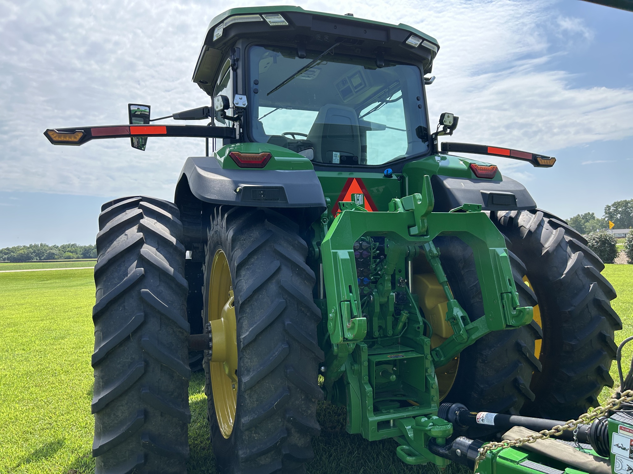  2024 John Deere 8R 340 at Heritage Tractor in Lacon, IL
