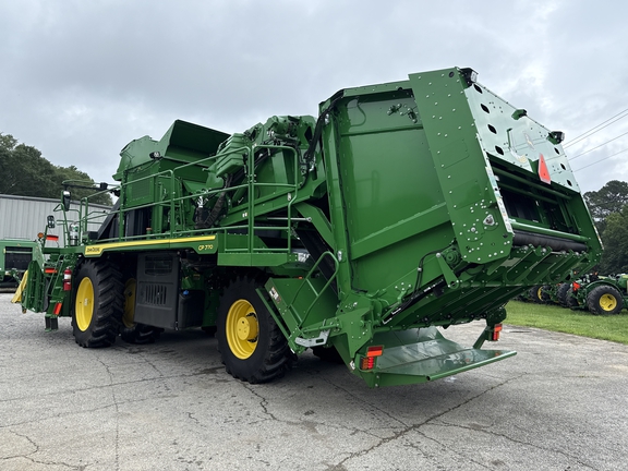 2023 John Deere CP770