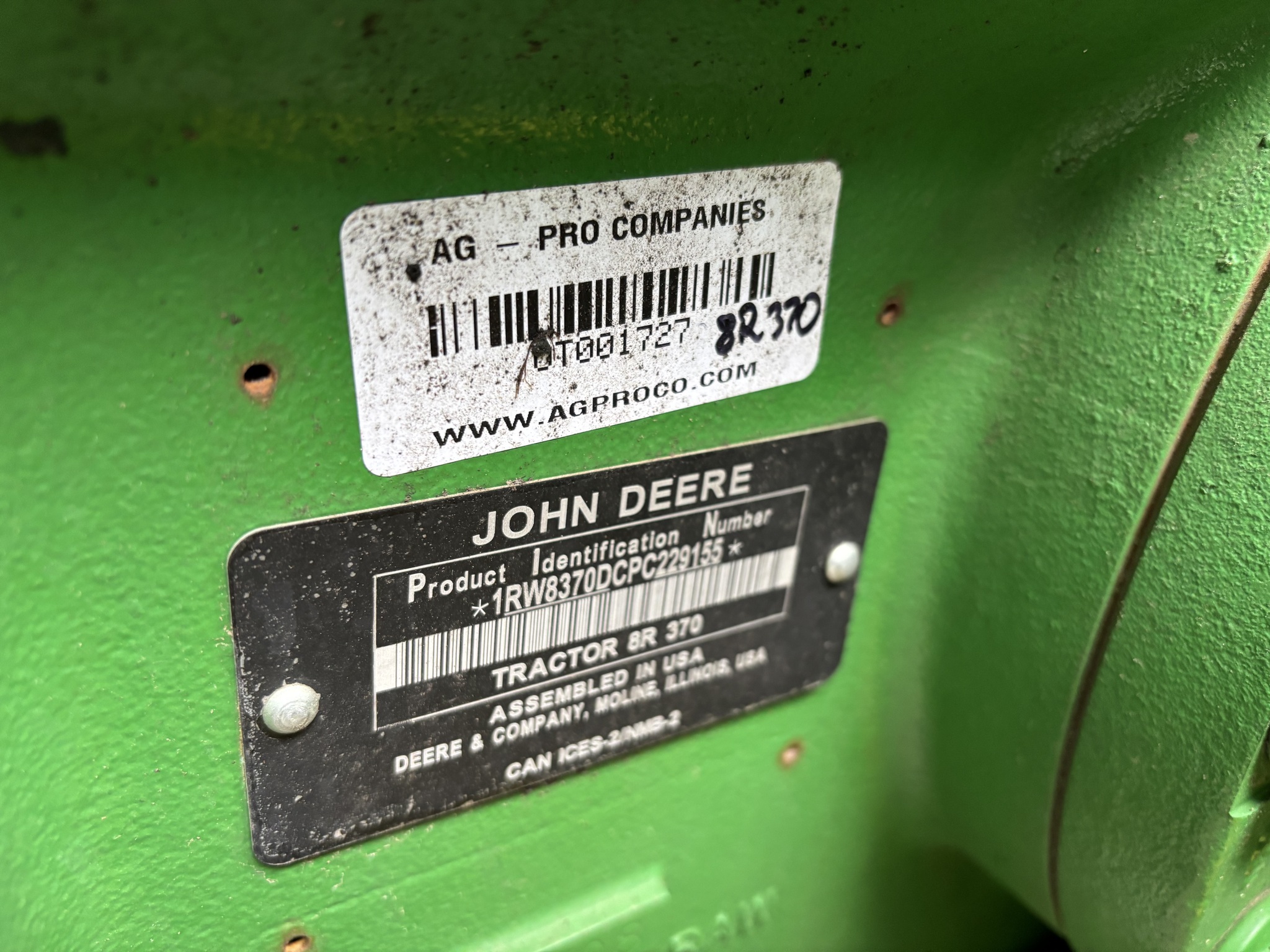 2023 John Deere 8R 370 Image 13