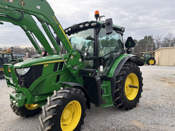2023 John Deere 6R 110