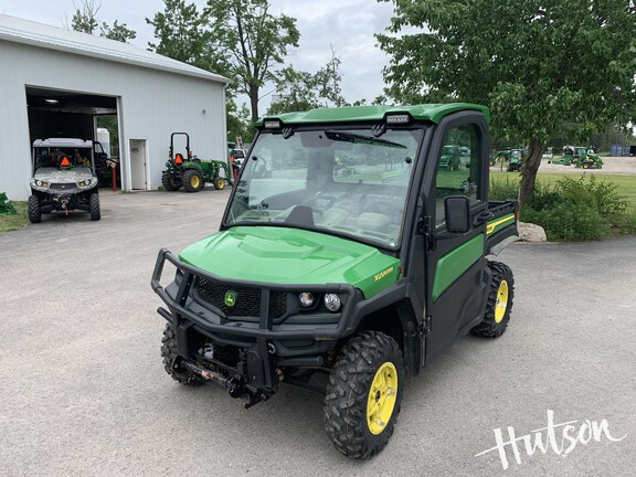 Photo of 2022 John Deere XUV 835R