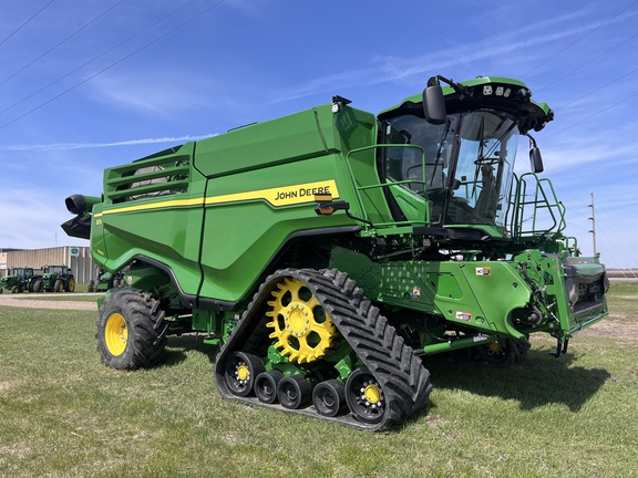  John Deere X9 1100