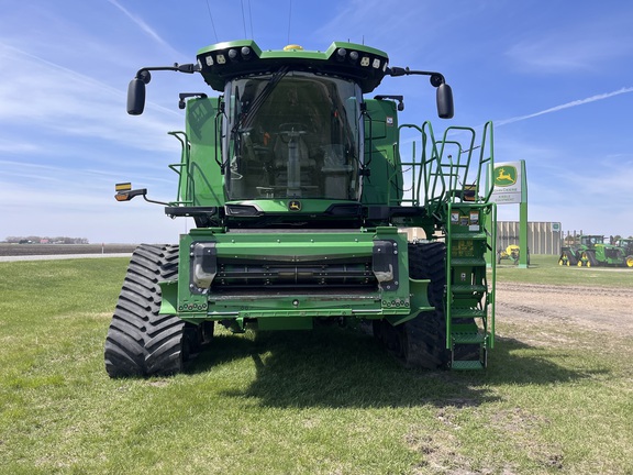 2024 John Deere X9 1100 - Photo2