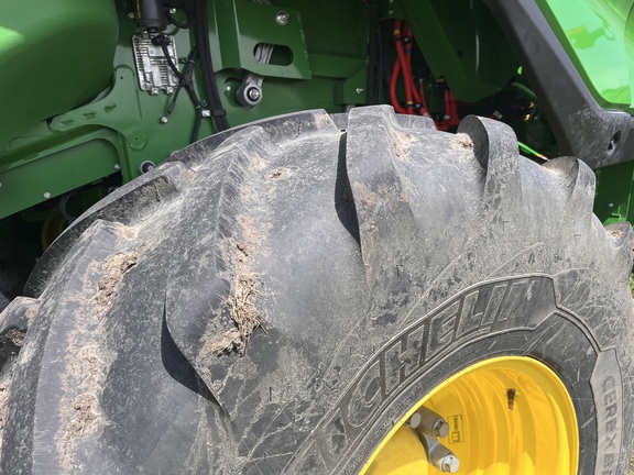 2024 John Deere X9 1100 - Photo15