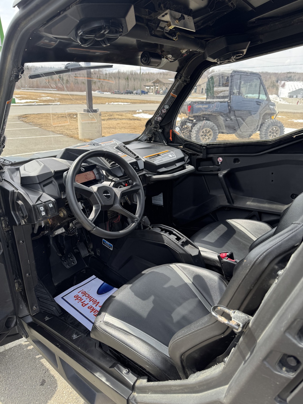 2022 Can-Am Maverick Sport 1000R Image 13