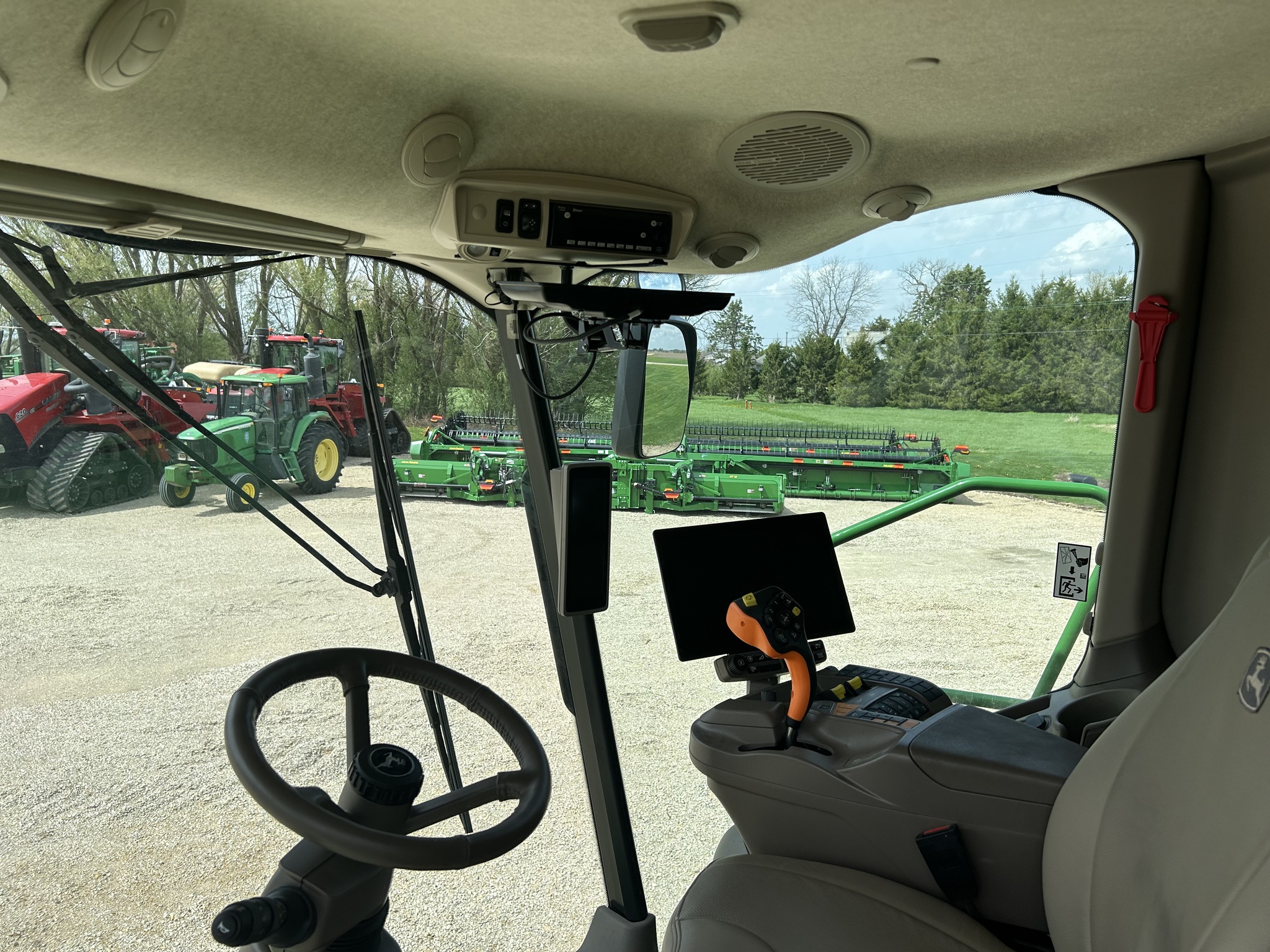  2024 John Deere S780 at Heritage Tractor in Dixon, IL