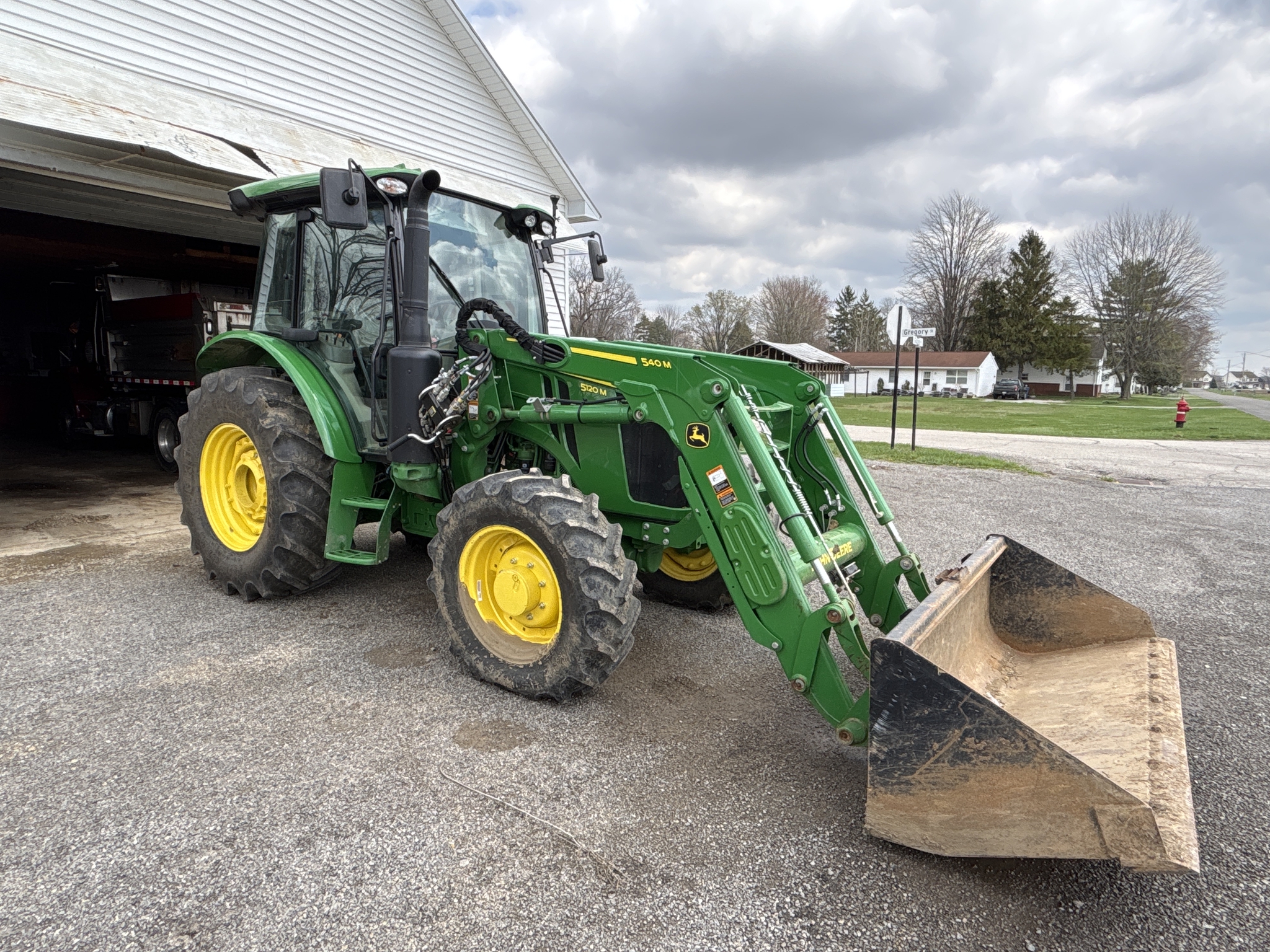 Used 2023 John Deere 5120M Utility Tractors at Koenig Equipment in Urbana, OH - PhotoXL0