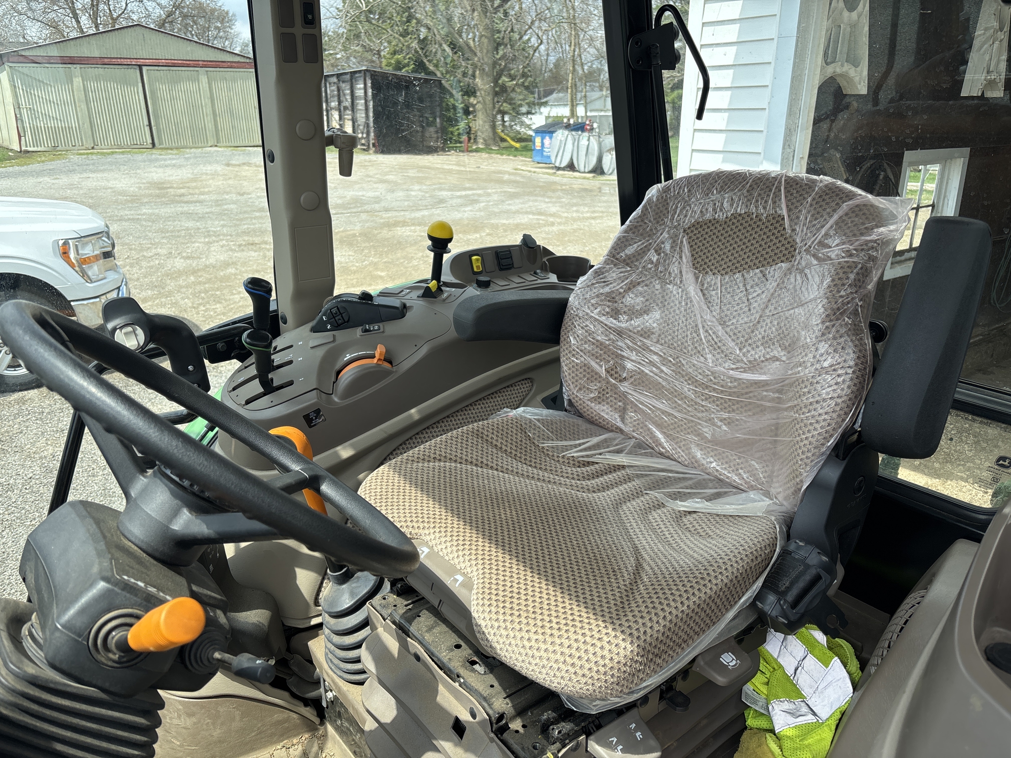 Used 2023 John Deere 5120M Utility Tractors at Koenig Equipment in Urbana, OH - PhotoXL23