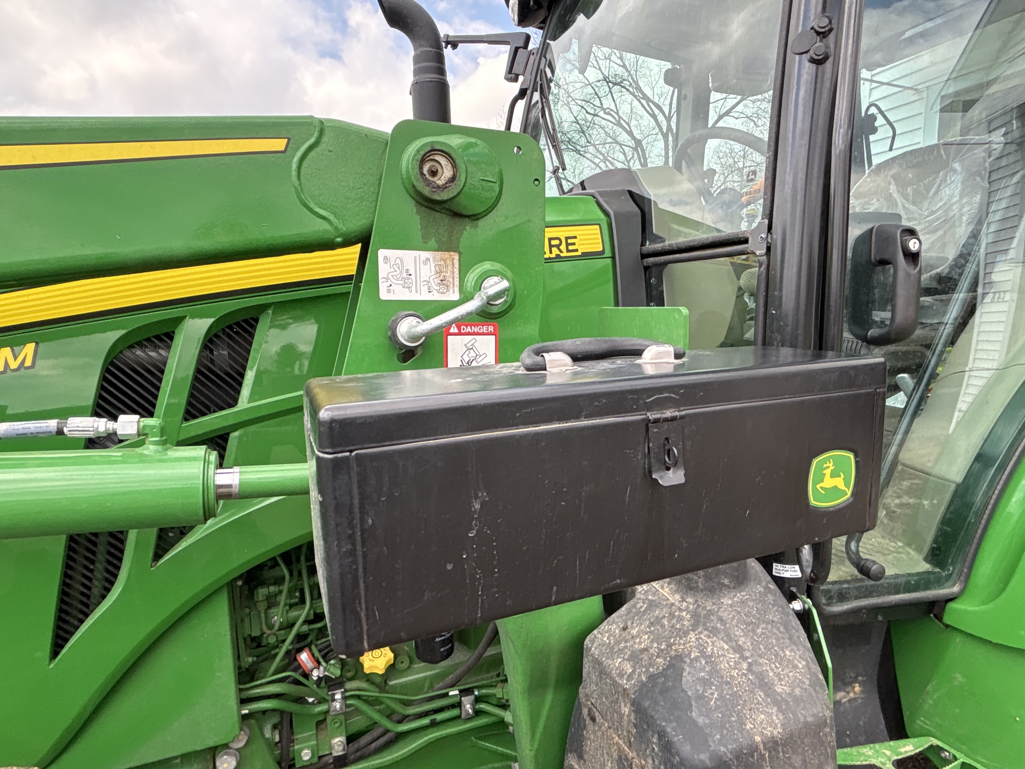 Used 2023 John Deere 5120M Utility Tractors at Koenig Equipment in Urbana, OH - PhotoXL19