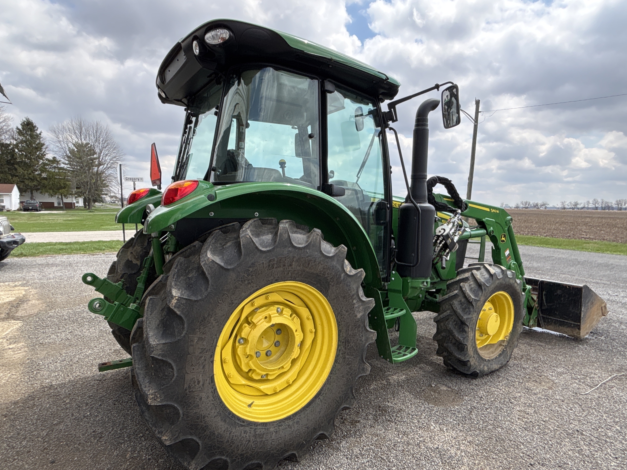 Used 2023 John Deere 5120M Utility Tractors at Koenig Equipment in Urbana, OH - PhotoXL6