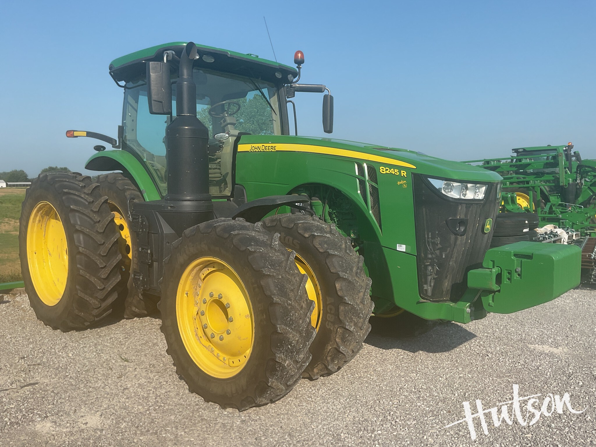 2018 John Deere 8245R
