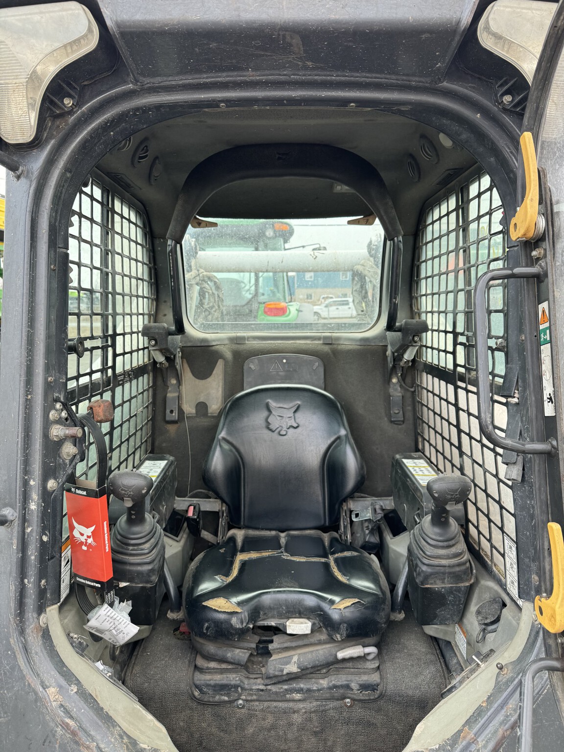 2012 Bobcat T-870 Image 4