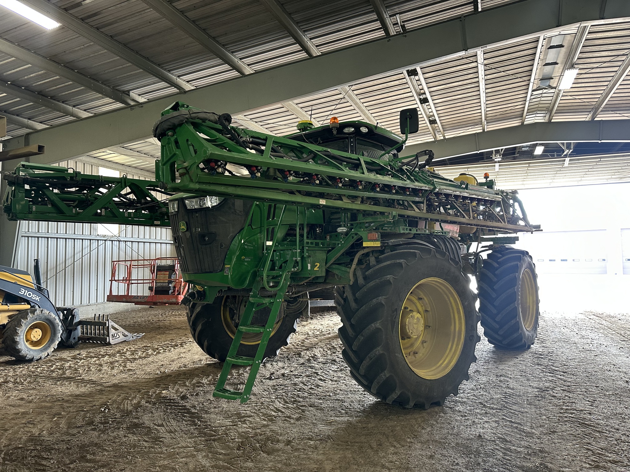 2019 John Deere R4045 Image 1