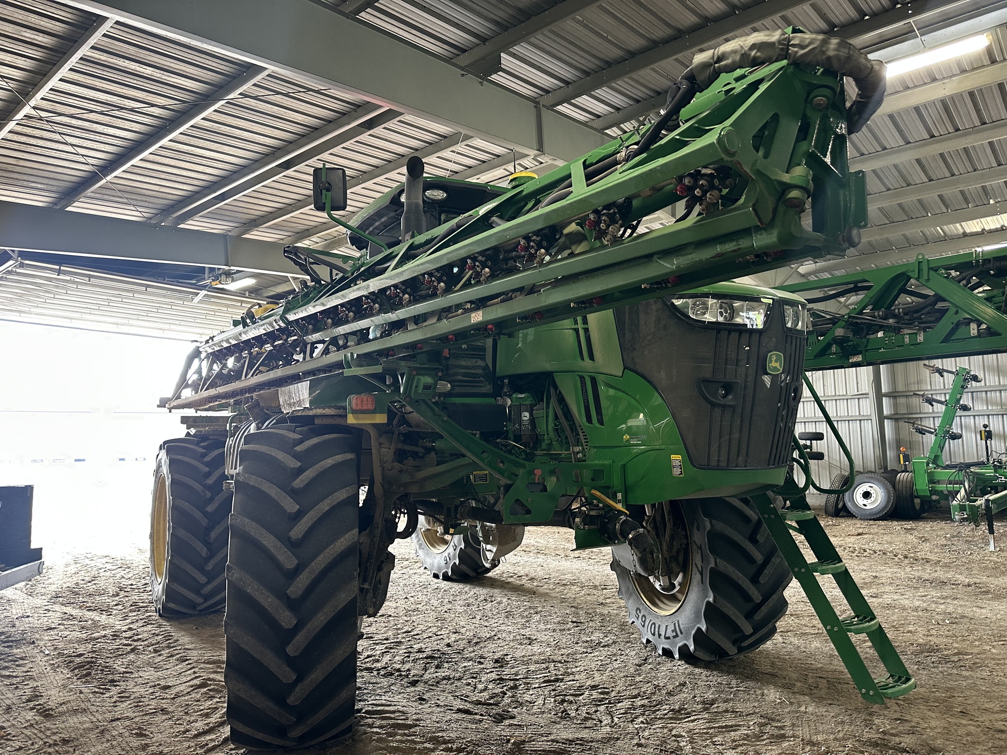 2019 John Deere R4045 Image 7