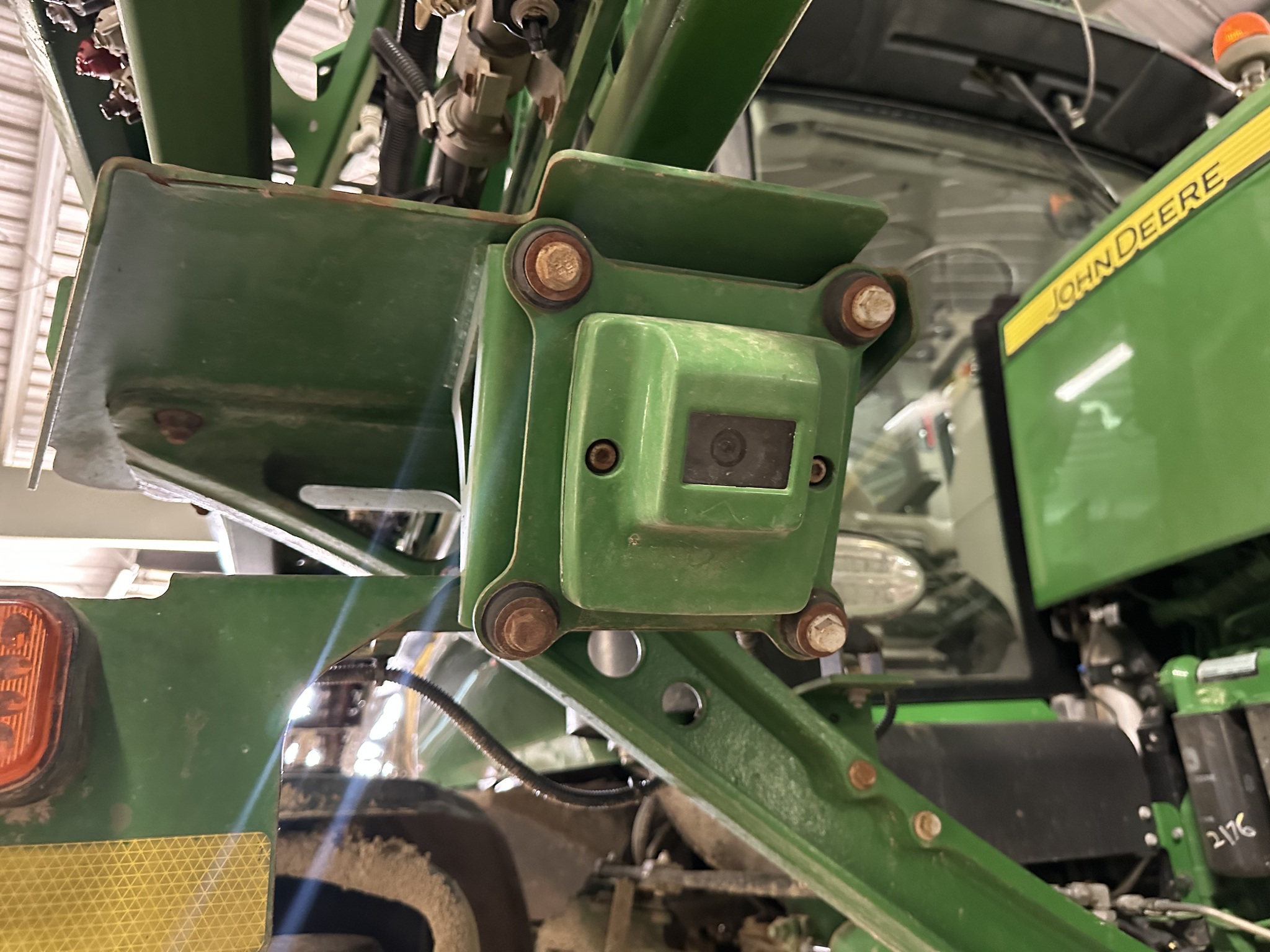 2019 John Deere R4045 Image 8