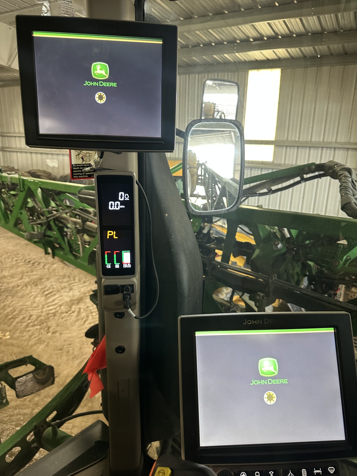 2019 John Deere R4045 Image 21
