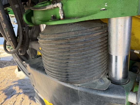 2021 John Deere R4038 - Photo10