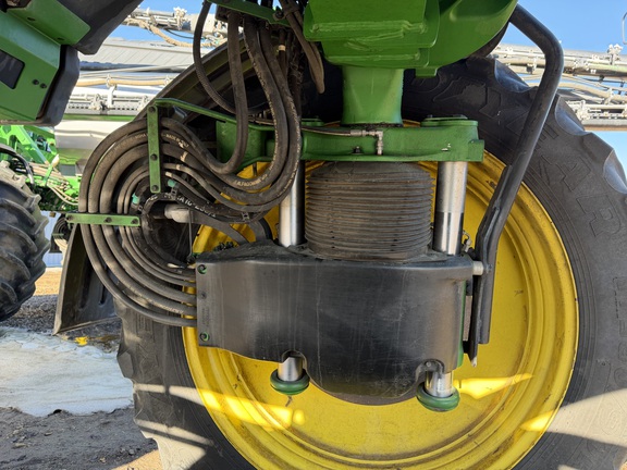 2021 John Deere R4038 - Photo11
