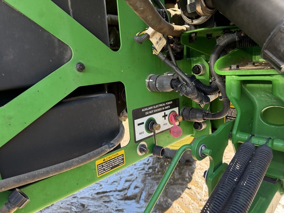 2021 John Deere R4038 - Photo29