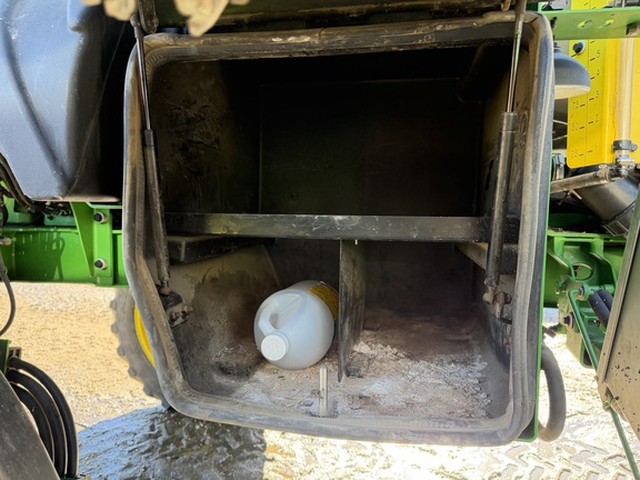 2021 John Deere R4038 - Photo30