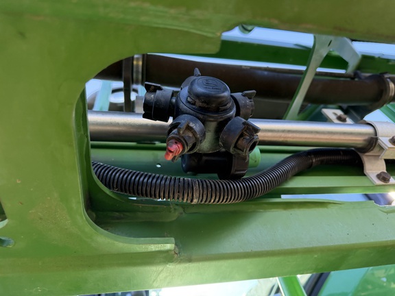 2021 John Deere R4038 - Photo33