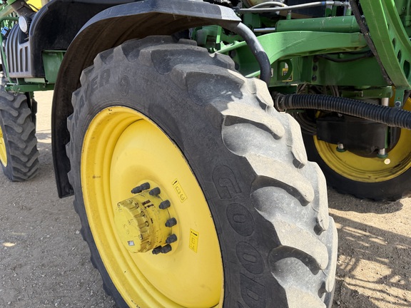 2021 John Deere R4038 - Photo13