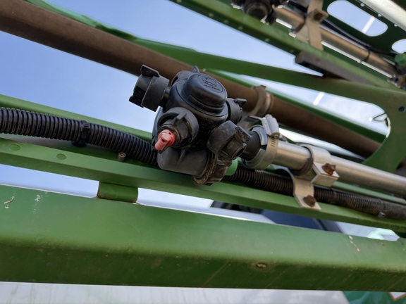 2021 John Deere R4038 - Photo35