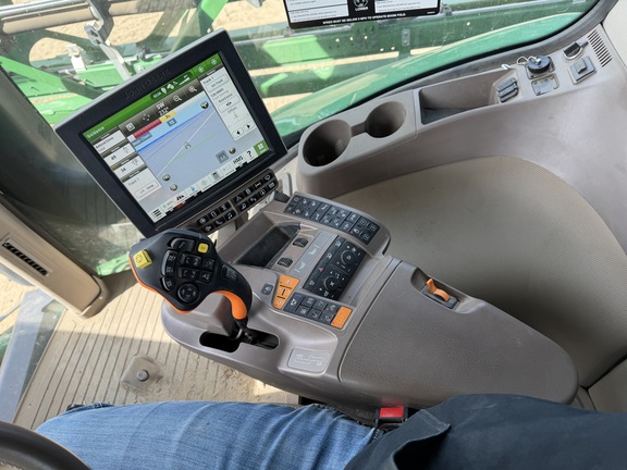 2021 John Deere R4038 - Photo45