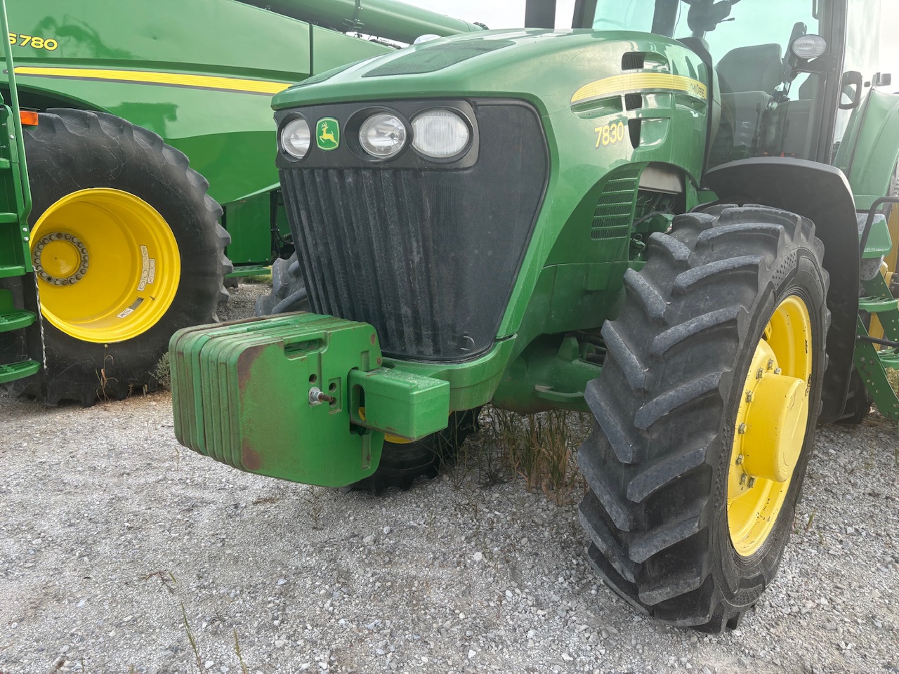  2009 John Deere 7830 at Heritage Tractor in Macomb, IL