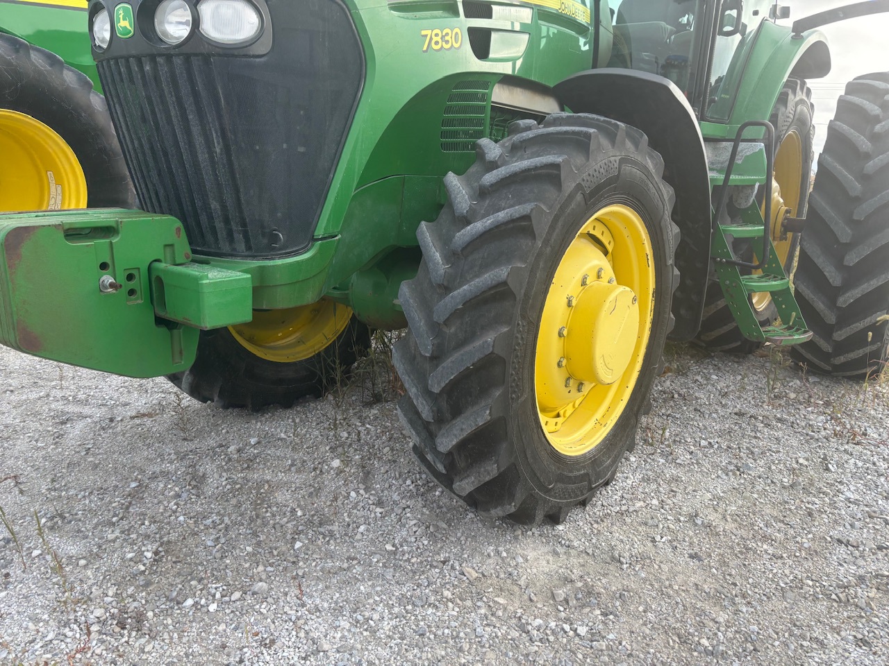  2009 John Deere 7830 at Heritage Tractor in Macomb, IL