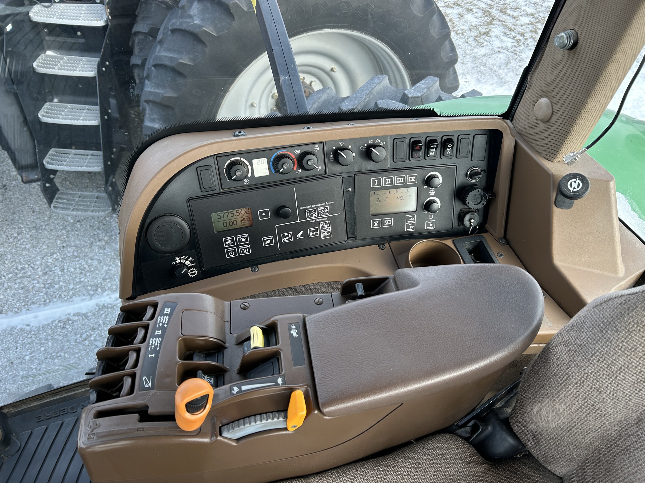  2009 John Deere 7830 at Heritage Tractor in Macomb, IL