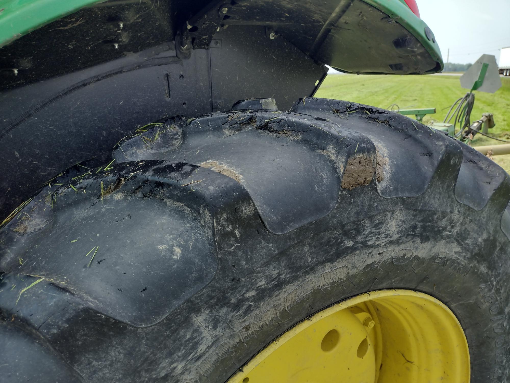 2023 John Deere 6120M Image 8