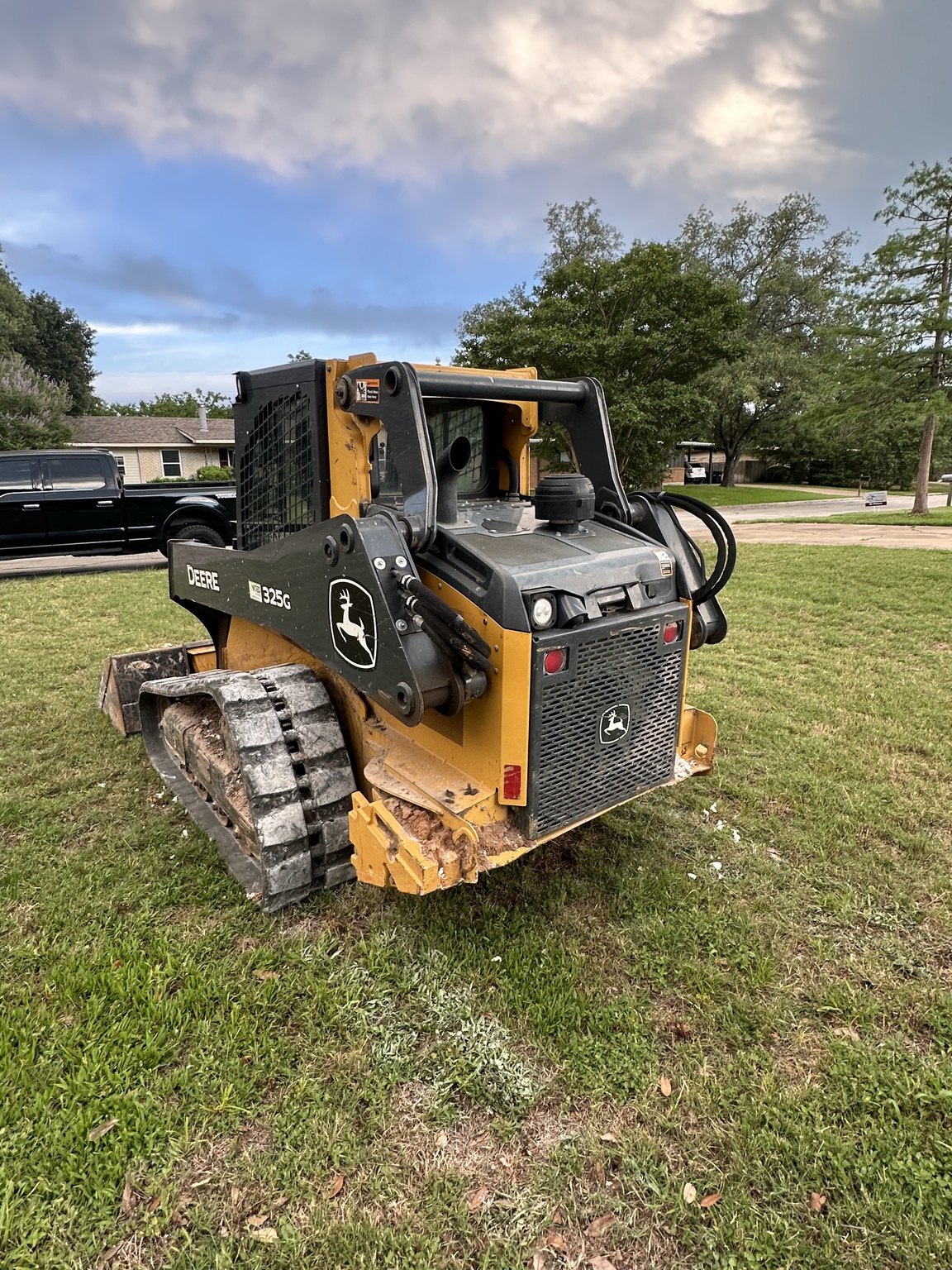 2021 John Deere 325G Image 14