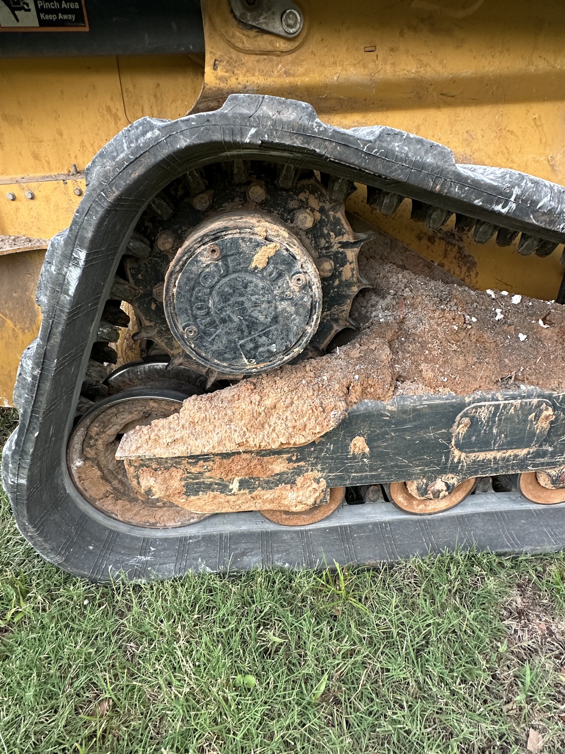 2021 John Deere 325G Image 28