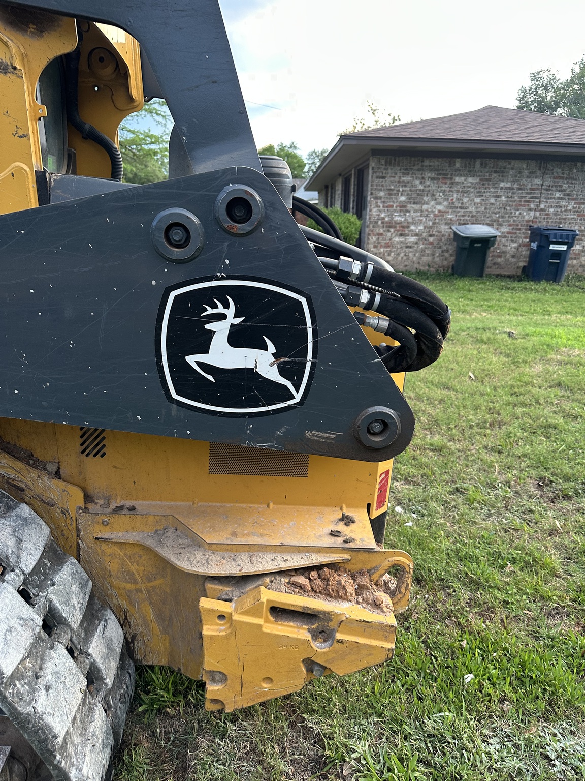 2021 John Deere 325G Image 26